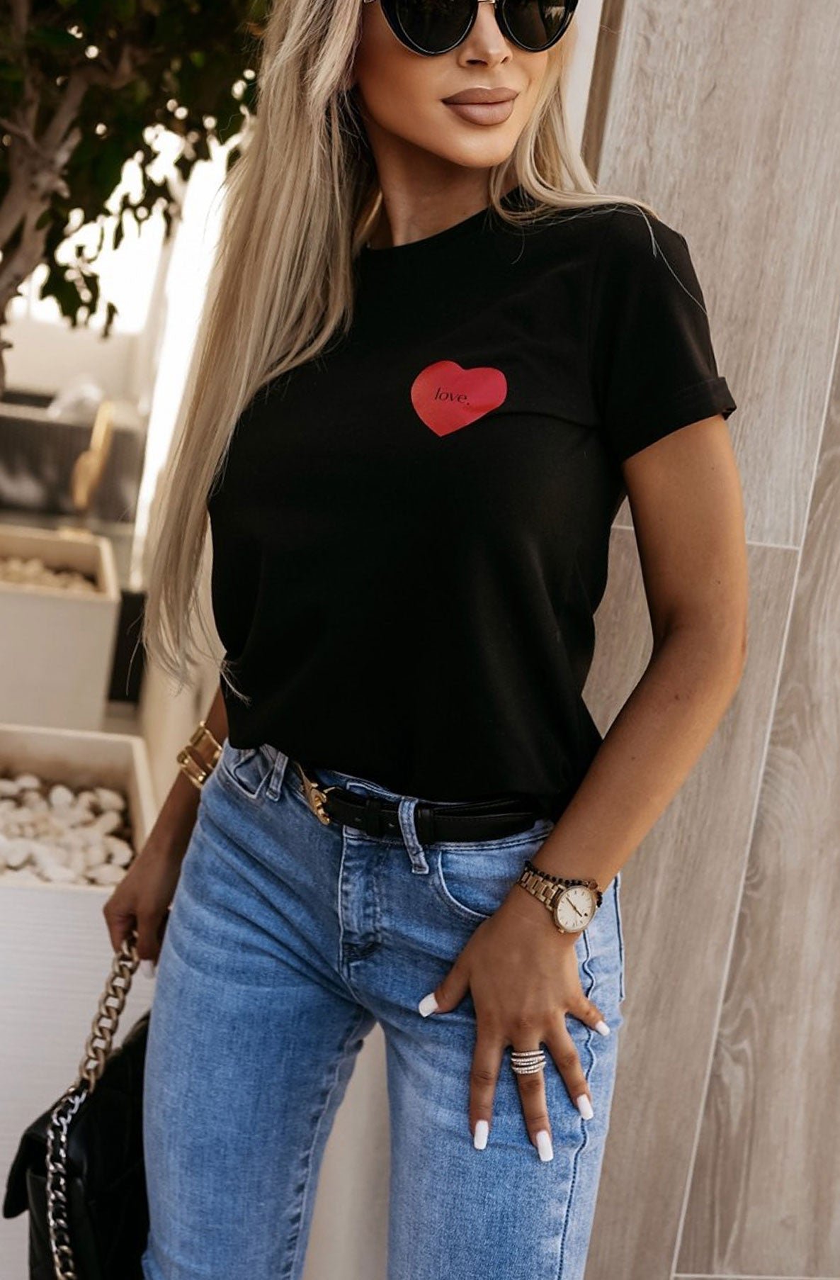 love-heart-printed-t-shirt-612802.jpg