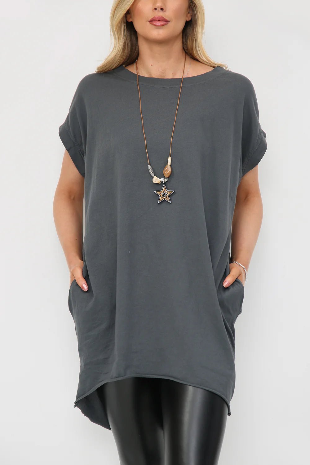 milla-oversized-t-shirt-with-necklace-519027.jpg
